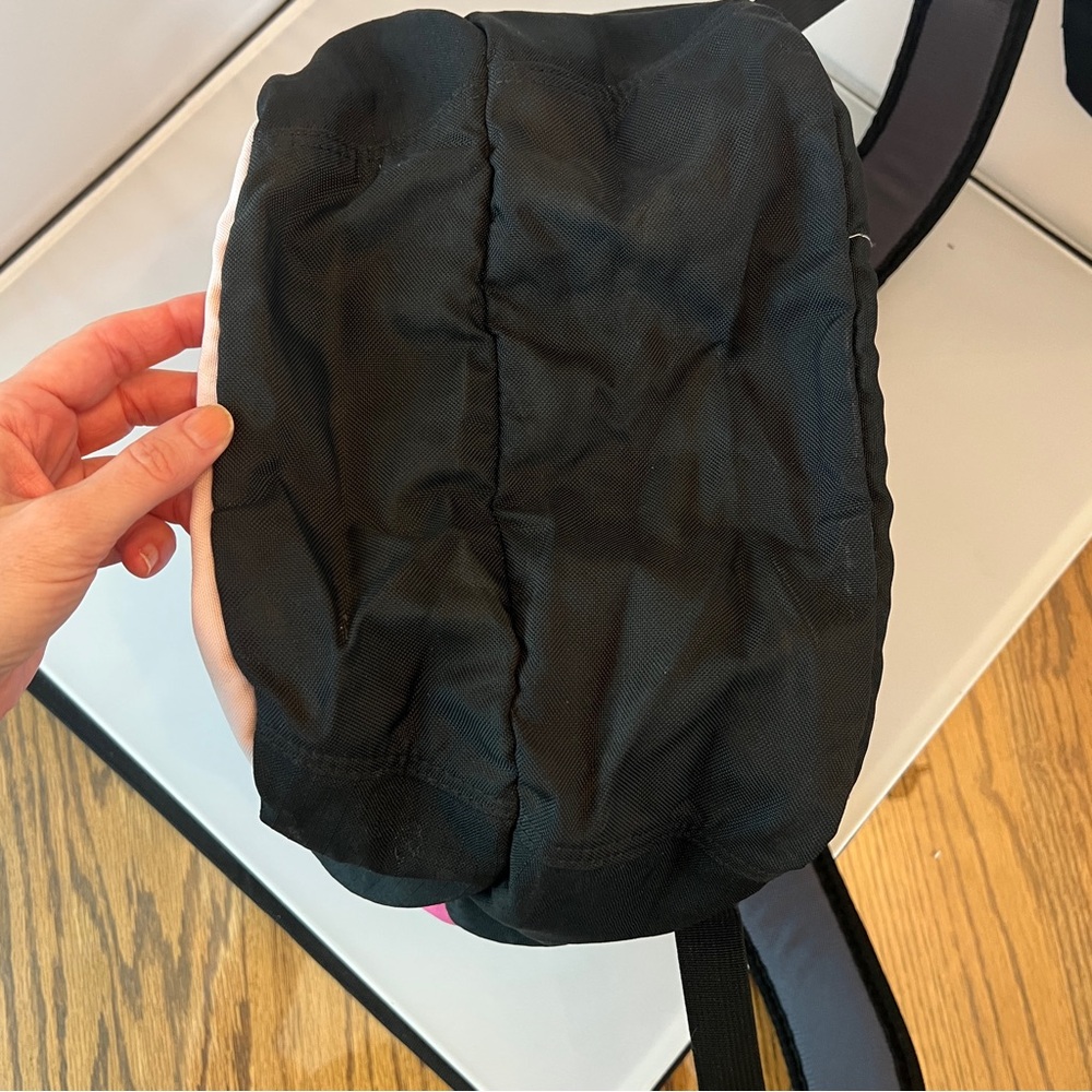 Jansport Pink & Black Daypack - Picture 10 of 10